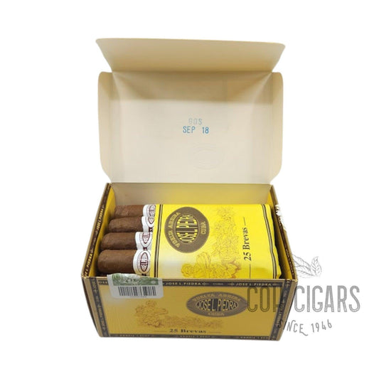 Brevas | Box 25 | Jose L. Piedra cigar