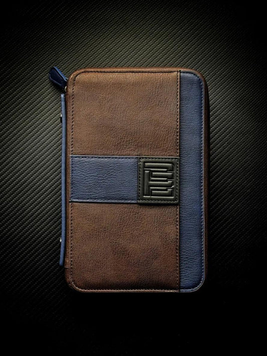 PROJECTCARBON | VINTAGE SERIES - "MR DANZAG" CIGAR TRAVEL CASE - HK CohCigars