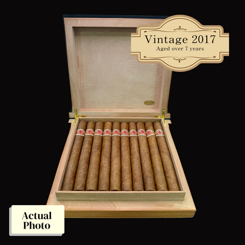 Vintage 2017 | Romeo Y Julieta Fabulosos No. 2 Coleccion Habanos Edicion 2016 | Box 20 (Box Code: LGR NOV 17)