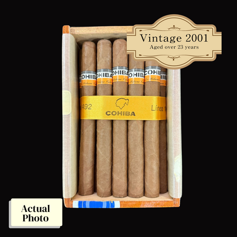 Vintage 2001 | Cohiba Siglo V  | Box 25 (Box Code: ARA NOV 01)