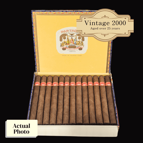 Vintage 2000 | Partagas Churchills de Luxe  | Box 25 (Box Code: PAS LE 00)(Ref: SN10001113)