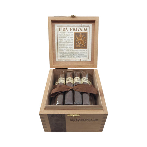 Drew Estate Cigars | Liga Privada T52 Petit Corona  | Box 24