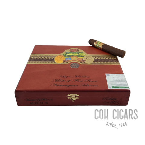 Oliva Cigar | Master Blends 3 Robusto  | Box 20