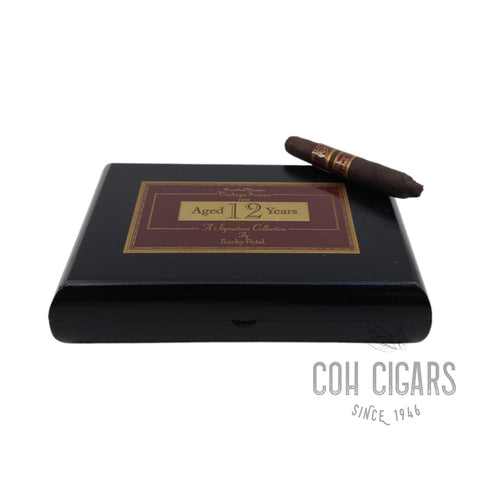 Vintage Series 1990 Aged 12 Years A Siqnature Collection Perfecto | Box 20 | Rocky Patel cigar