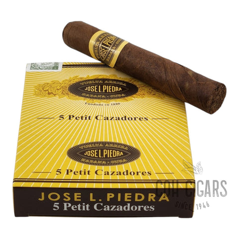 Petit Cazadores | Box 5 | Jose L. Piedra Cigars