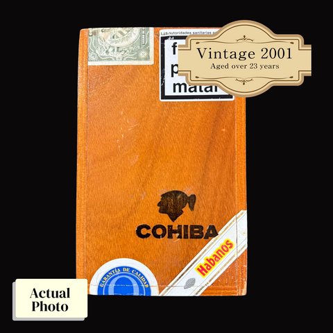 Vintage 2001 | Cohiba Siglo V  | Box 25 (Box Code: ARA NOV 01)