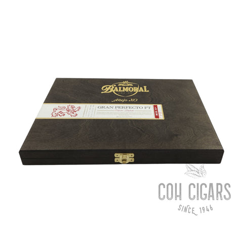 Balmoral Cigars | Anejo XO Gran Perfecto FT  | Box 10