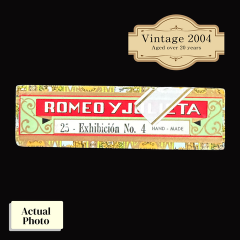 Vintage 2004 | Romeo Y Julieta Exhibicion No.4  | Box 25 (Box Code: OFL MAY 04)