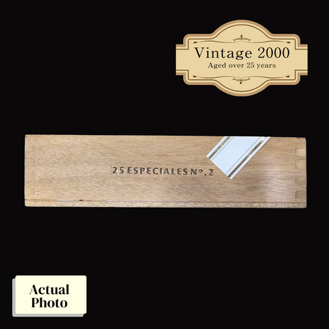 Vintage 2000 | Vegueros Especiales No.2  | Box 25 (Box Code: SCO MAY 00)