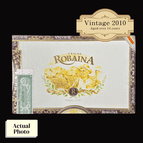 Vintage 2010 | Vegas Robaina Unicos  | Box 25 (Box Code: MGA SEP 10)