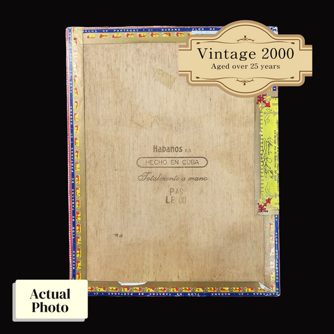 Vintage 2000 | Partagas Churchills de Luxe  | Box 25 (Box Code: PAS LE 00)