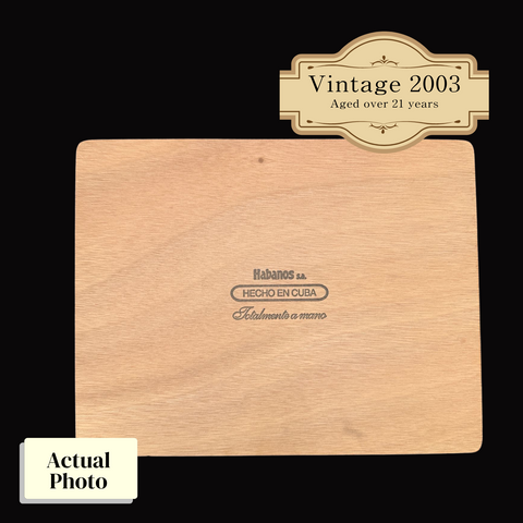 Vintage 2003 | H.Upmann Sir Winston  | Box 25 (Box Code: TOV MAY 03)