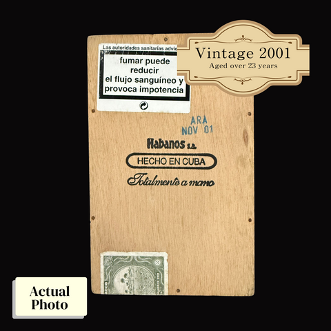 Vintage 2001 | Cohiba Siglo V  | Box 25 (Box Code: ARA NOV 01)