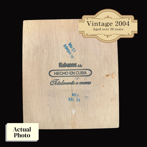 Vintage 2004 | Cohiba Siglo VI  | Box 25 (Box Code: MK0 ABr 04)