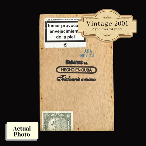 Vintage 2001 | Cohiba Siglo V  | Box 25 (Box Code: ARA NOV 01)