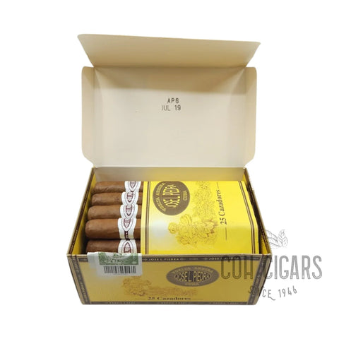 Cazadores | Box 25 | Jose L. Piedra cigar - HK CohCigars -雪茄