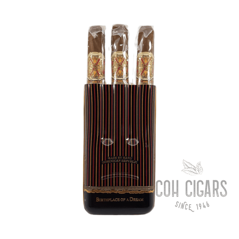 Fuente Fuente Opus X Chateau De La Fuente Rare Estate Reserve Mcmxcll 1992 Peserve Birthplace Of A Dream | Box 3 | Arturo Fuente cigar - HK CohCigars