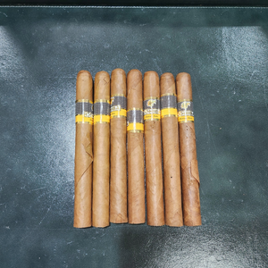 7x Cohiba Siglo III (Damaged Packs - COH_054)
