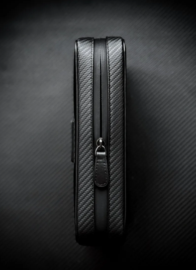 PROJECTCARBON | DRI CARBON SERIES - CARBON FIBER BLACK DESIGN TRAVEL CASE - HK CohCigars -雪茄