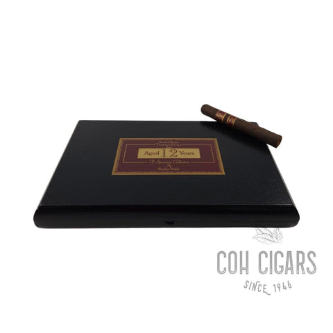 Vintage 1990 Robustos Tubes | Box 10 | Rocky Patel cigar - HK CohCigars