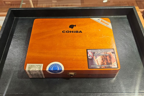 Vintage 2007 | Cohiba Esplendidos Box 25 (Slight Damage)(SN10011415)(7 Sticks Damaged - non-refundable item) - HK CohCigars -雪茄