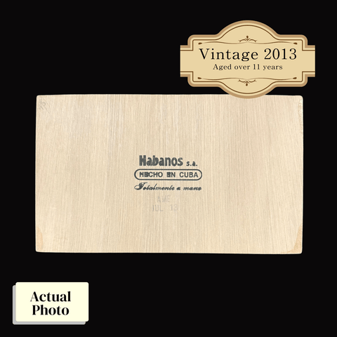 Vintage 2013 | Hoyo de Monterrey Epicure De Luxe LCDH | Box 10 (Box Code: AME JUL 13) - HK CohCigars