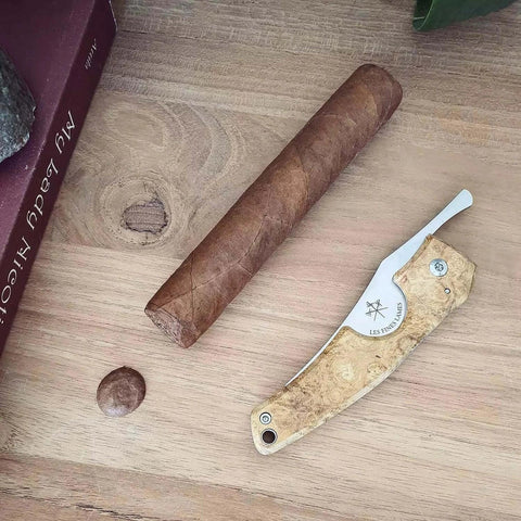 LES FINES LAMES | Cutter LE PETIT - Acacia Burl - HK CohCigars