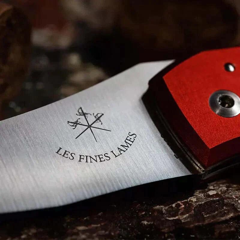 LES FINES LAMES | Cutter LE PETIT - Anodized Aluminium Red - HK CohCigars