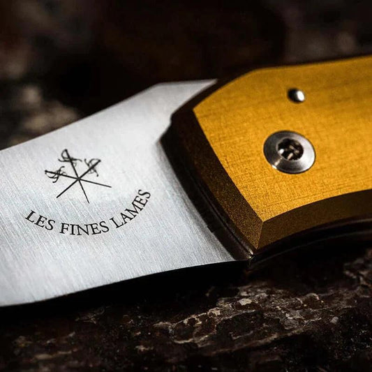 LES FINES LAMES | Cutter LE PETIT - Anodized Aluminium Yellow - HK CohCigars -雪茄