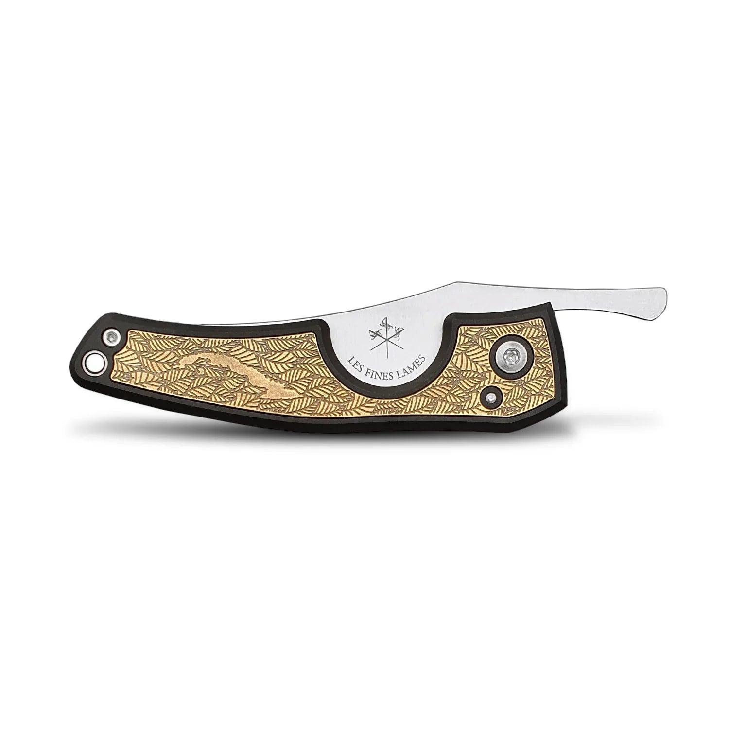 LES FINES LAMES | Cutter LE PETIT - Brass Leaves II - HK CohCigars