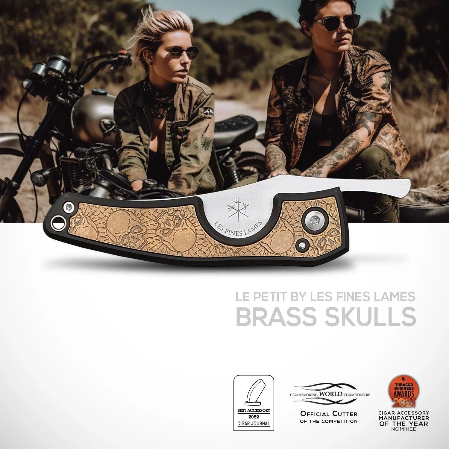 LES FINES LAMES | Cutter LE PETIT - Brass Skulls - hk.cohcigars