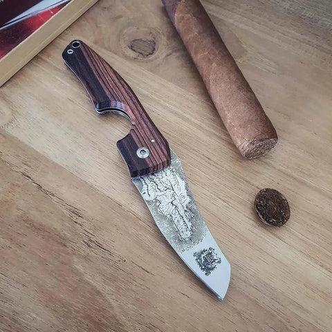 LES FINES LAMES | Cutter LE PETIT - Compass Dominican Republic Kingwood - HK CohCigars
