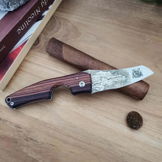 LES FINES LAMES | Cutter LE PETIT - Compass Dominican Republic Kingwood - HK CohCigars