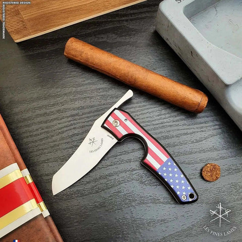 LES FINES LAMES | Cutter LE PETIT - Flag USA Dark - HK CohCigars