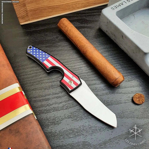 LES FINES LAMES | Cutter LE PETIT - Flag USA Dark - HK CohCigars