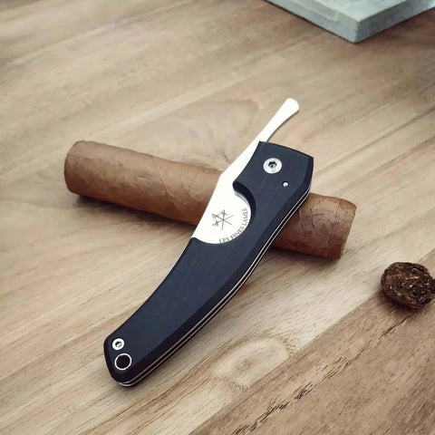 LES FINES LAMES | Cutter LE PETIT - Skyline Havana - HK CohCigars